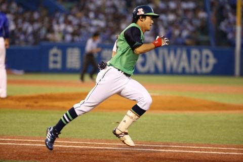 川端慎吾×山田哲人 対談 芽生え始めた自覚と責任 | 野球コラム - 週刊