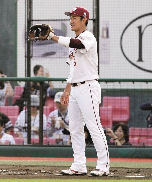 楽天・銀次内野手 どこで捕っても弾かない。スーパーベストな