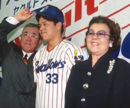 ノムさん、愛妻と突然の別れ。野村沙知代さん逝去 | 野球コラム - 週刊