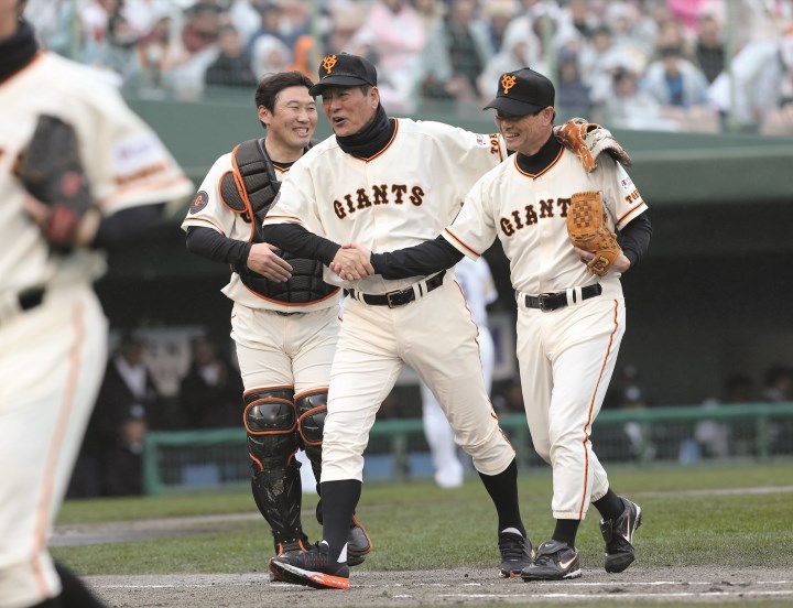シュリンク付 レア 永久保存版 ジャイアンツ ホークス OB戦 写真集