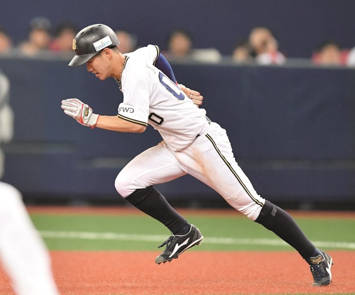 オリックス・西浦颯大インタビュー “自分の道”を歩むため 「走攻守