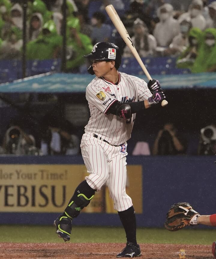 ヤクルト・山崎晃大朗 ミズノのバット 操作性が増した新バット