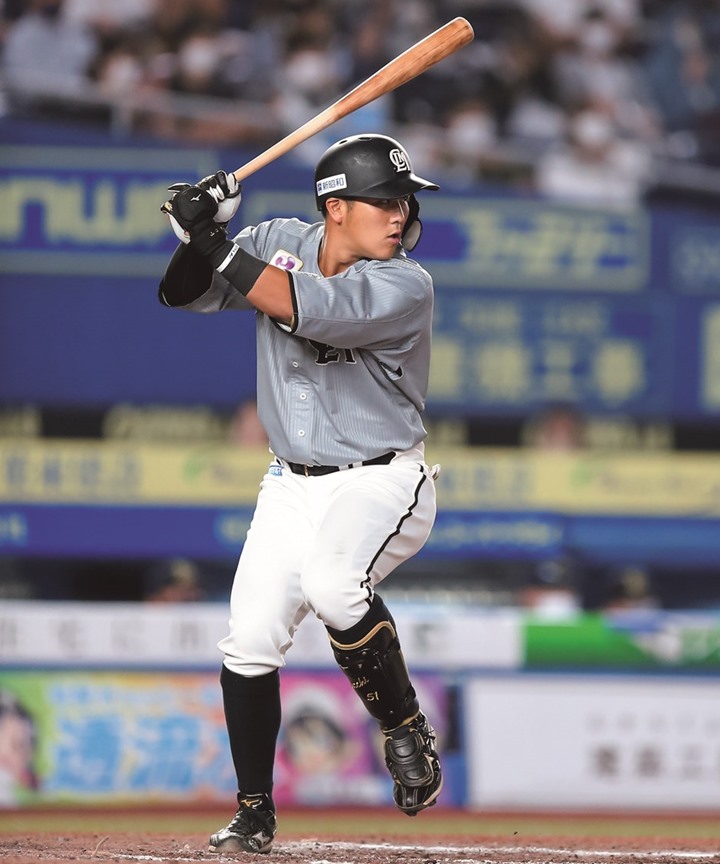千葉ロッテマリーンズ　山口航輝 #51　バット NPBマーク 支給品　実使用 ロッテ・山口航輝 ミズノのバット 4年間変わらない1本に経験が加わり