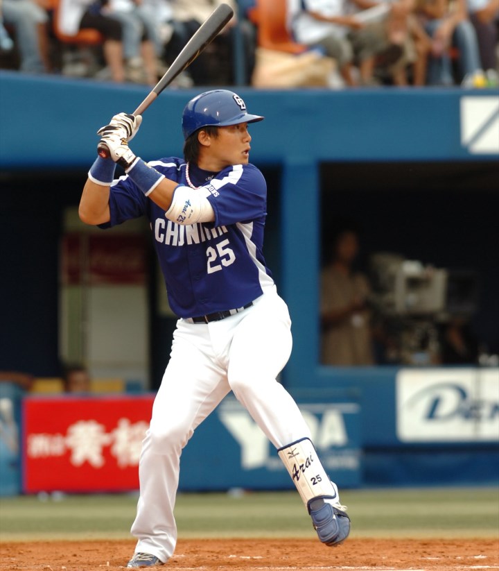 中日ドラゴンズ 早い者勝ち新井良太ユニフォーム ビジター 25番 野球 中日ドラゴンズ 早い者勝ち新井良太ユニフォーム ビジター 25番