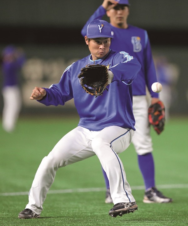 DeNA・中井大介 横浜ブルーに染まって 「やはりジャイアンツは特別