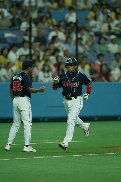 ヤクルト・岩村明憲 さくっと100号（2004年6月17日） | 野球コラム