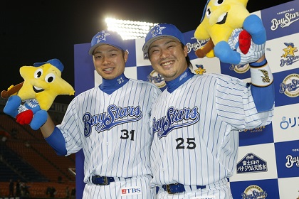 横浜・村田修一が大アーチで節目の本塁打（2007年4月10日） | 野球