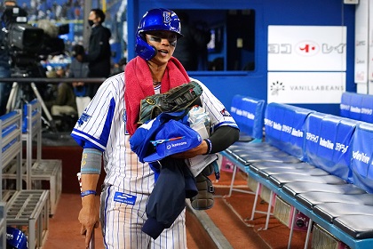 背番号63がきらめくとき――関根大気、8年目の躍動／BBB（BAY BLUE BLUES
